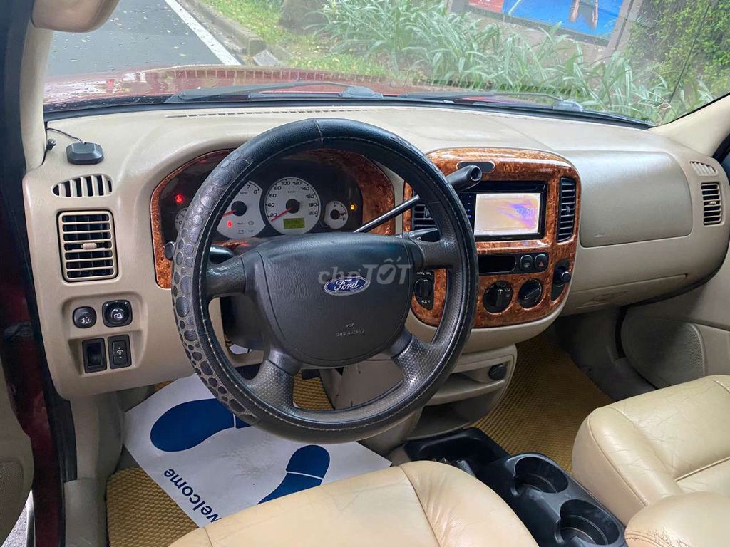 Escape 2005 cần bán. Mua bán Ô tô tại Quận Bình Tân Tp Hồ Chí Minh được đăng bởi Bao khoa hình 12