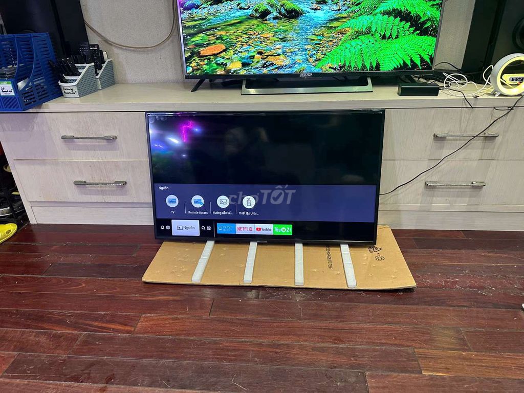 Smart Tivi Samsung 43 inch màn 4K remote nói . Mua bán Tivi, Âm thanh tại Quận 7 Tp Hồ Chí Minh được đăng bởi Hoàng Long Tivi  hình 1