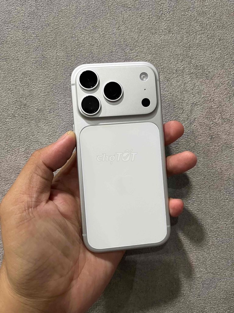iPhone 17 Pro 256GB Bạc VN/A. Mua bán Điện thoại tại Quận Tân Phú Tp Hồ Chí Minh được đăng bởi Lam Store hình 1