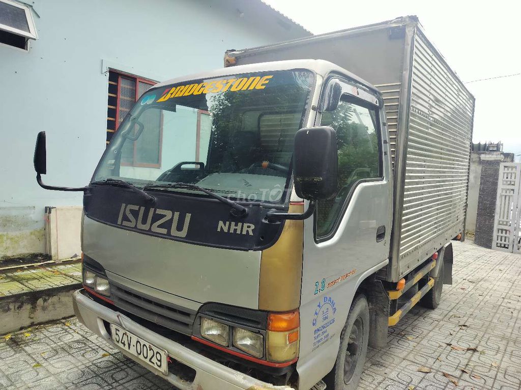 Isuzu 2004