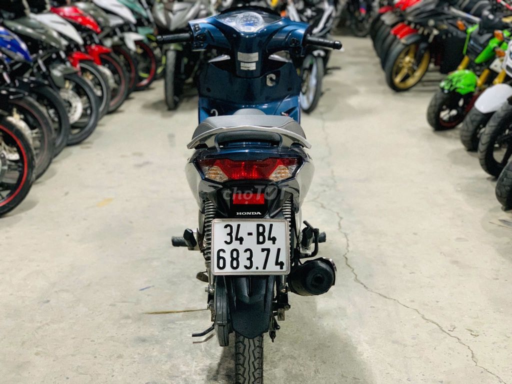 XEMÁYTHANHTÙNG_FUTURE 125 XANH ĐÁ VÀNH ĐÚC. Mua bán Xe máy tại Quận Nam Từ Liêm Hà Nội được đăng bởi THANH TÙNG hình 4