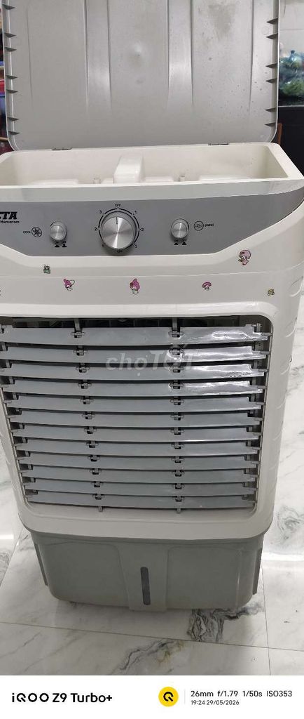 Quạt hơi nước Trắng Tiết kiệm điện. Mua bán Quạt tại Huyện Sơn Tịnh Quảng Ngãi được đăng bởi Truong Le hình 1