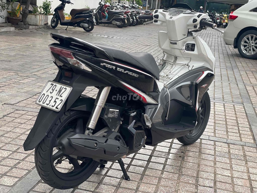 Air Blade 125 2016 trả trc 12tr2 nhận xe. bảo hanh