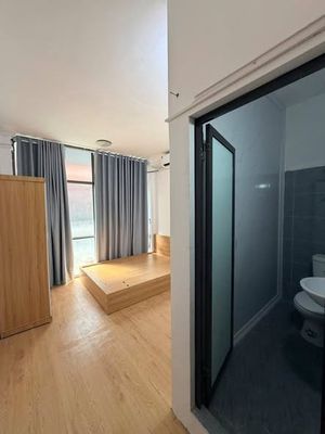 bán căn hộ 4 tầng gần hồ Thủ Lệ