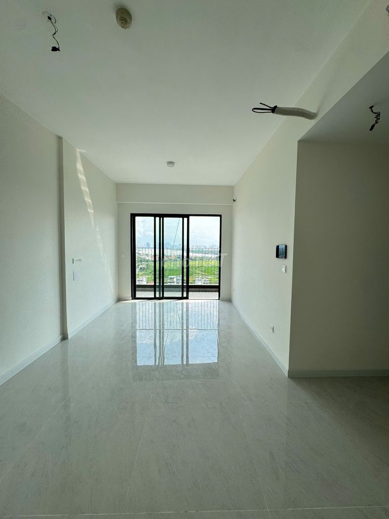 База вариантов продажи 2ккв Victoria Village, прохладный вид, тихо, защита от солнца