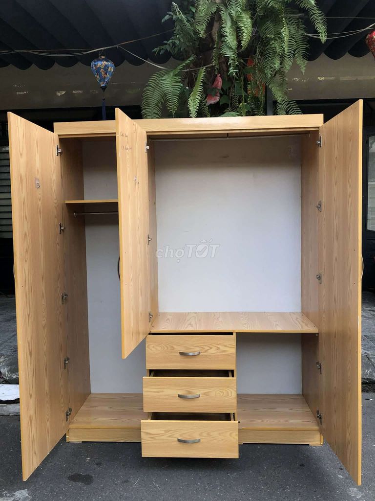 Tủ quần áo gỗ ép 3 cánh. Mua bán Tủ, kệ gia đình tại Quận Thanh Khê Đà Nẵng được đăng bởi Thúy Hằng hình 1