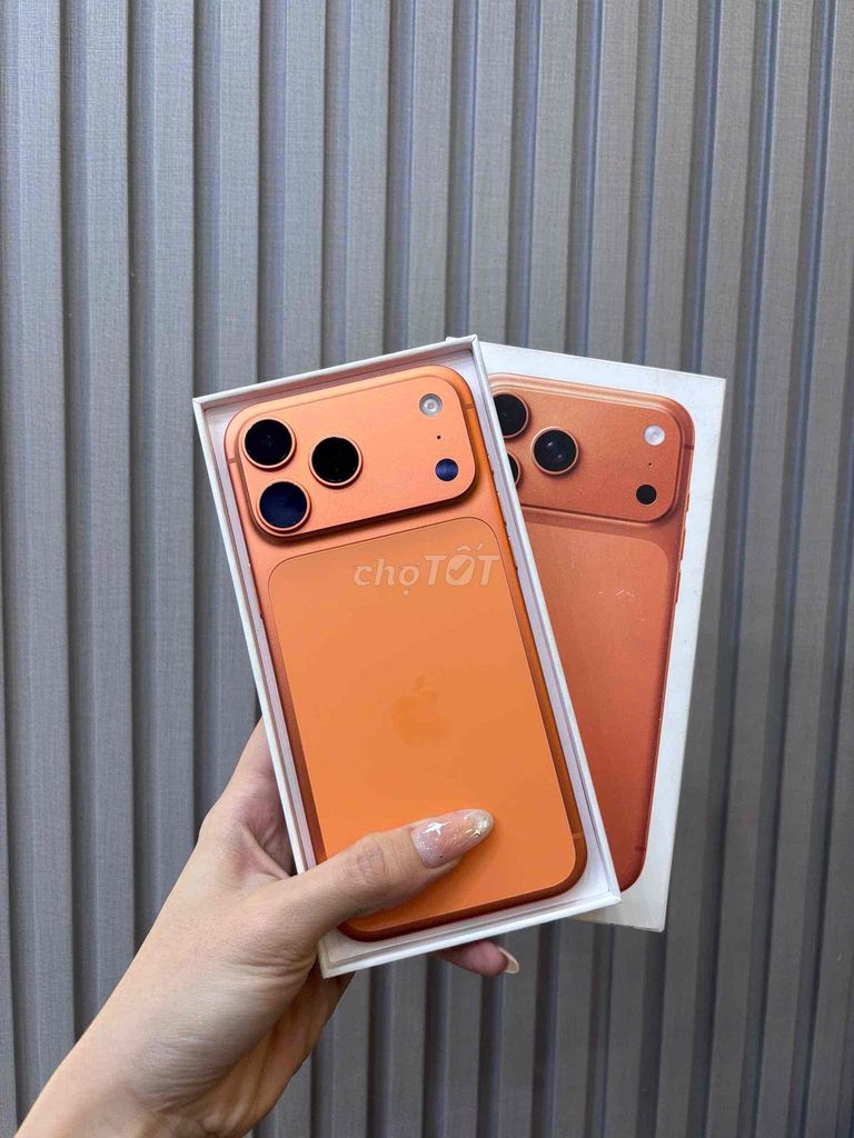 17 Pro Max 256GB Pin 100 VN sạc 70L Bh 3/2027 8376. Mua bán Điện thoại tại Quận Ninh Kiều Cần Thơ được đăng bởi Quý Mobile Cần thơ hình 1