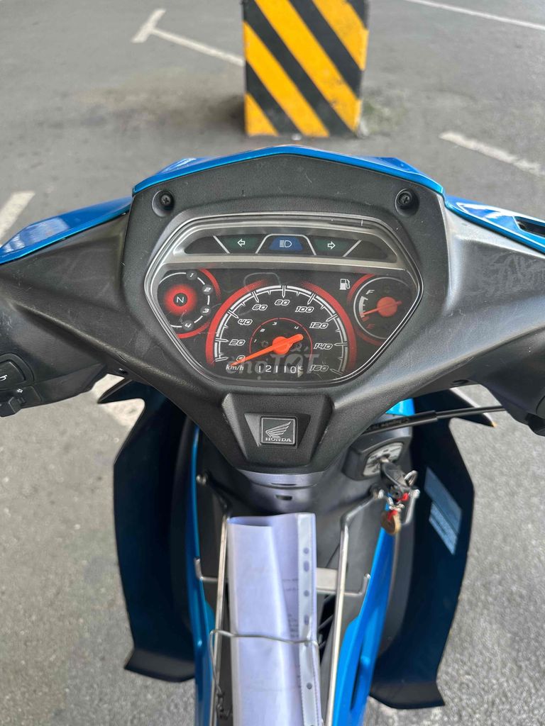 Wave Blade 2016 bánh mâm Bstp. Mua bán Xe máy tại Quận 12 Tp Hồ Chí Minh được đăng bởi Minh hình 4