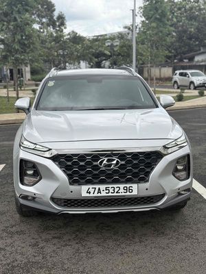Hyundai Santa Fe 2019 2.4L  AT 4 WD - 63000 km. Mua bán Ô tô tại Thành phố Buôn Ma Thuột Đắk Lắk được đăng bởi Thái vũ Thắng 
