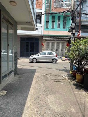 🔥🔥Gấp bán Hạ 600tr còn 4,2tỷ TL  🏡 Sau Lưng Căn Mặt Tiền - Ô tô Đỗ Cổ