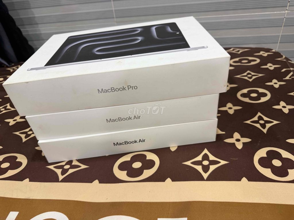 MacBook Air M4 13-inch 16GB/256GB Chính Hãng. Mua bán Laptop tại Quận Gò Vấp Tp Hồ Chí Minh được đăng bởi Tấn Cường hình 1