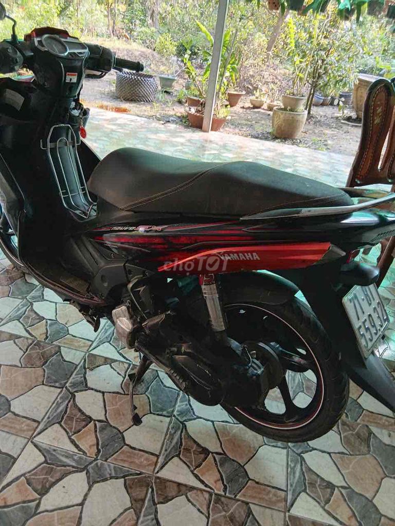 Yamaha Nouvo 5 Đỏ đen Đã sử dụng. Mua bán Xe máy tại Huyện Châu Thành Bến Tre được đăng bởi Lữ Văn Sáu hình 3