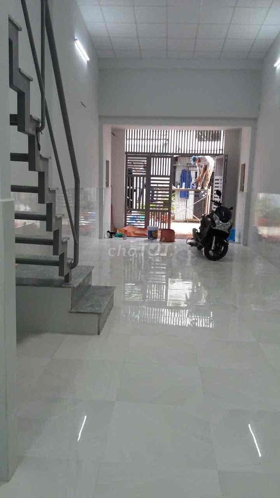Nhà 4x18M - 2 phòng ngủ - gần ngã tư gò mây