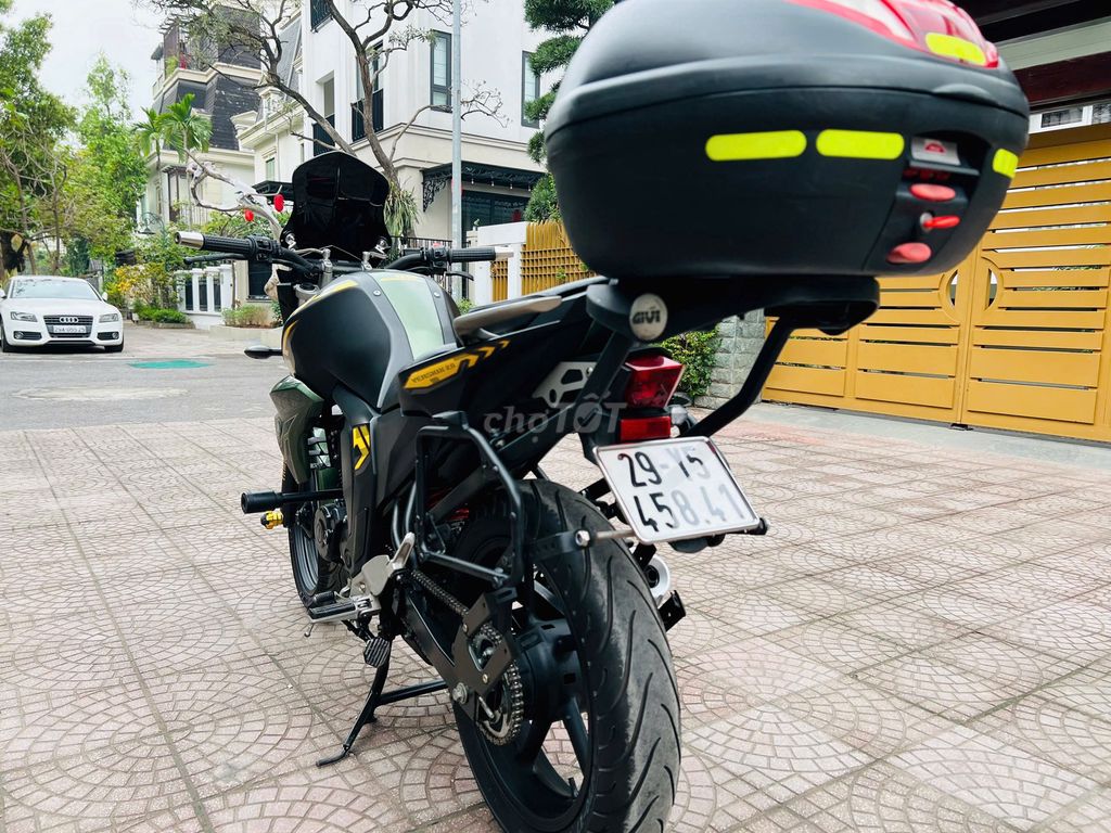 YAMAHA FZ 150I NHẬP THÁI BIỂN 29 BAO NGUYÊN ZIN. Mua bán Xe máy tại Quận Nam Từ Liêm Hà Nội được đăng bởi Nam Anh hình 4