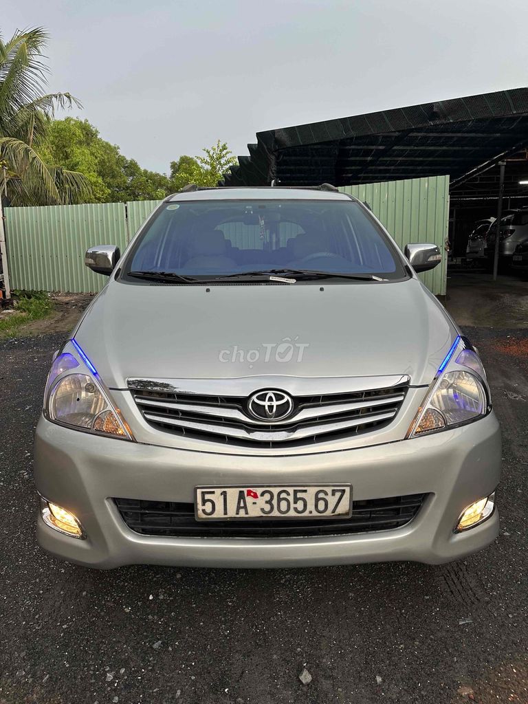 Toyota Innova 2008 Версия V Автомат 228 млн