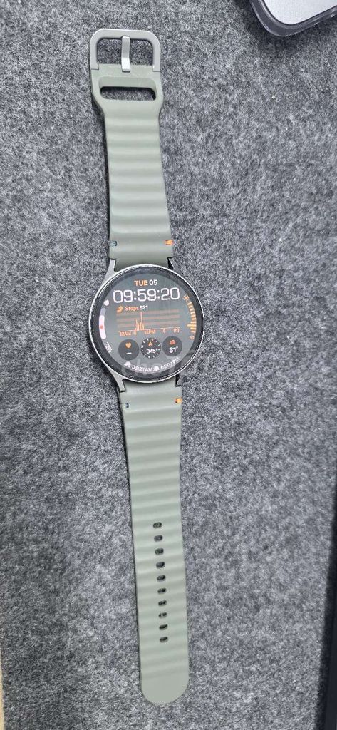 Samsung Galaxy Watch 7 Xám. Mua bán Thiết bị đeo thông minh tại Quận Ninh Kiều Cần Thơ được đăng bởi Minh hình 1