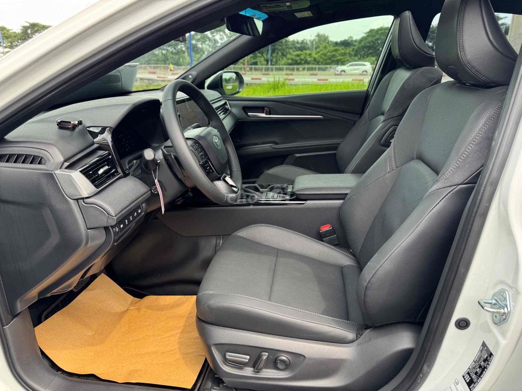 Camry 2025 2.5 HEV Top siêu mới. Mua bán Ô tô tại Quận Gò Vấp Tp Hồ Chí Minh được đăng bởi Nguyễn An hình 1