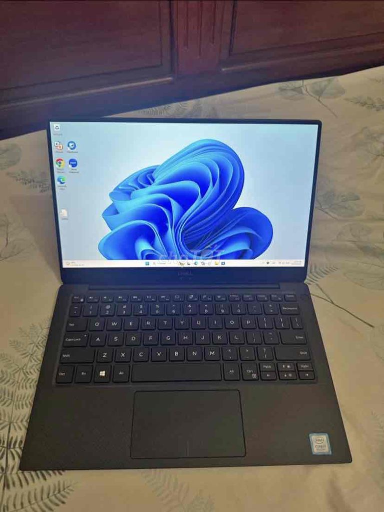 Dell XPS 15 7590 i7. Mua bán Laptop tại Huyện Trảng Bàng Tây Ninh được đăng bởi Mạnh Linh hình 1