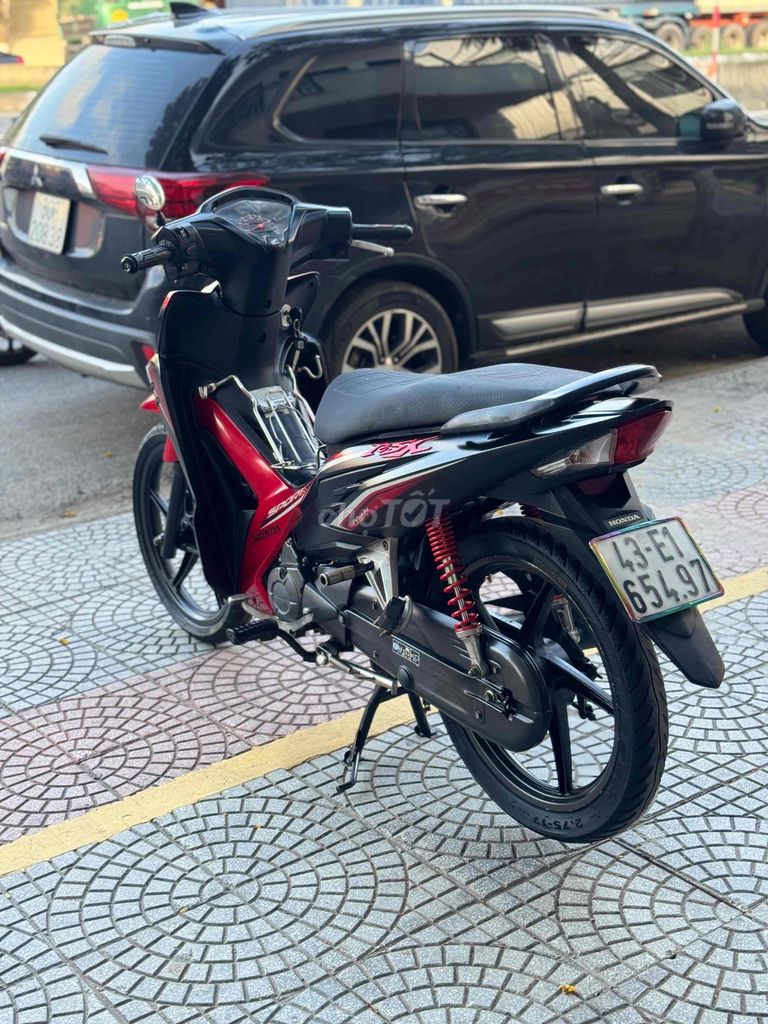 Honda Wave RSX 2022 красно-чёрный
