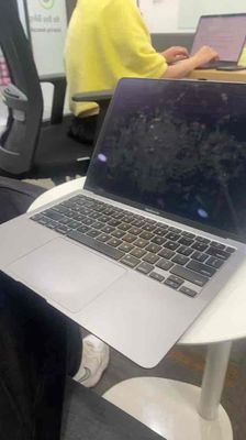MacBook Air Xám Apple - Nhỏ Gọn, Tiện Dụng. Mua bán Laptop tại Quận 8 Tp Hồ Chí Minh được đăng bởi Nguyen Tam
