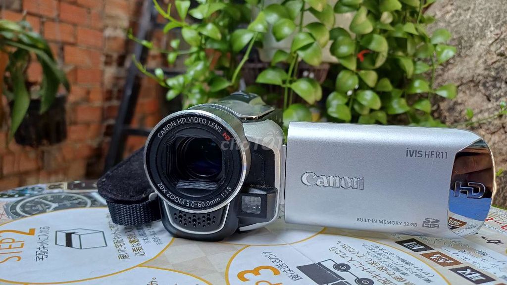 Máy quay phim Canon IVIS HF R11. Mua bán Máy ảnh, Máy quay tại Huyện Hóc Môn Tp Hồ Chí Minh được đăng bởi Hoàng đại hình 1