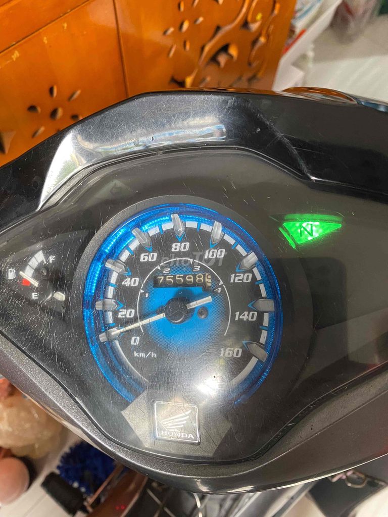 Хонда Фьючерс 125 серебристо-серый 755,98 км