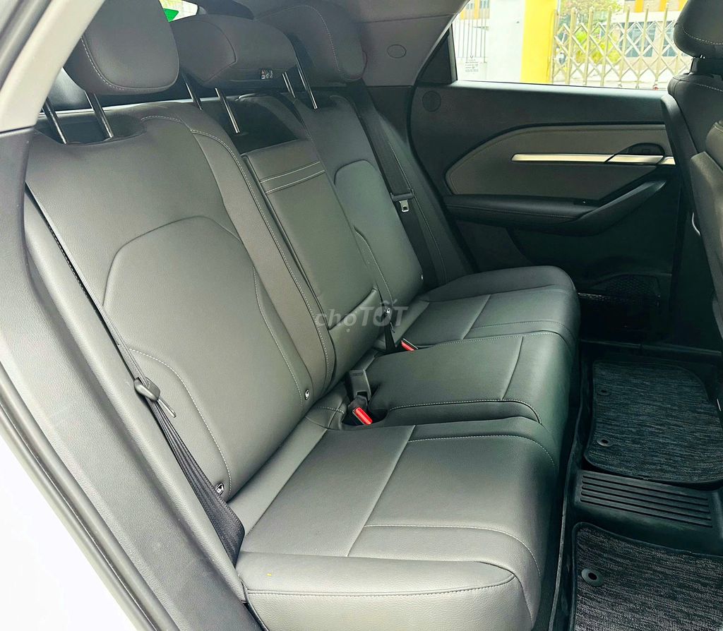 VinFast VF6 ECO 2025 Trắng. Mua bán Ô tô tại Quận Cầu Giấy Hà Nội được đăng bởi ĐẶNG QUANG HUY hình 12