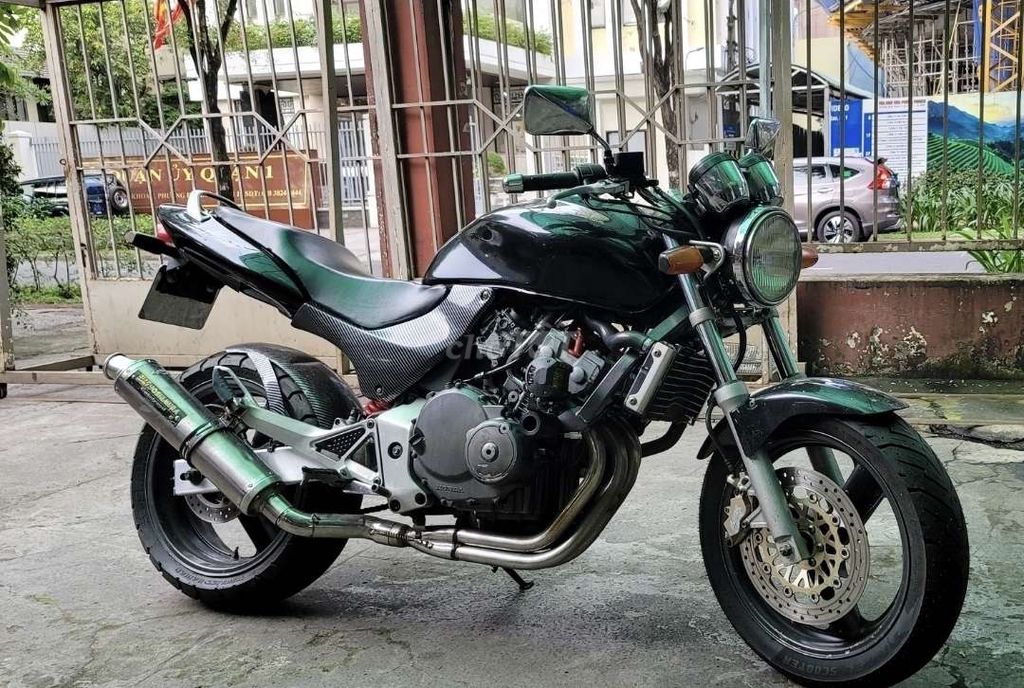 Hornet 250cc. 4 máy. Mua bán Xe máy tại Quận 1 Tp Hồ Chí Minh được đăng bởi Khoi Le hình 1
