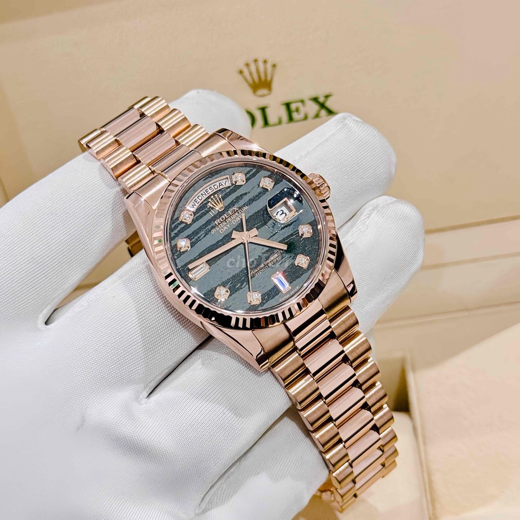 Đồng Hồ Rolex Day- Date 118235 Thiên Thạch Đen