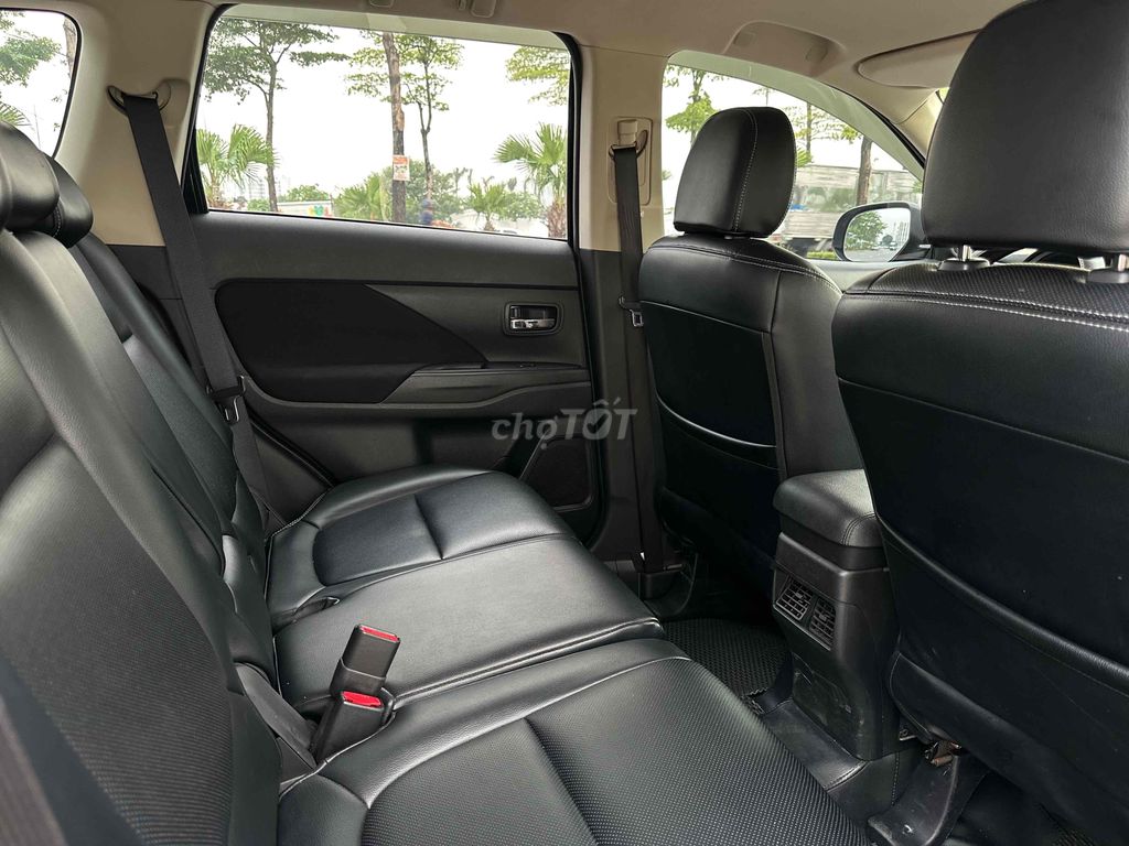 Mitsubishi Outlander 2019 2.0 CVT -. Mua bán Ô tô tại Quận Cầu Giấy Hà Nội được đăng bởi Đức Lợi Auto hình 14
