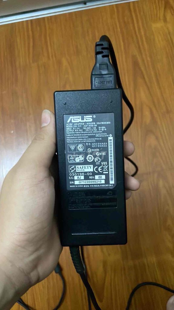 Sạc laptop Asus ADP-90SB-BB 90W Đen. Mua bán Phụ kiện (Màn hình, Chuột...) tại Quận Gò Vấp Tp Hồ Chí Minh được đăng bởi Giahy Nguyễn hình 1
