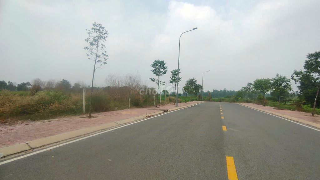 Ngân hàng thanh lý lô đất 652,7m2 tại Phường Tân An, Thủ Dầu Một