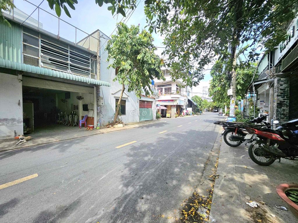 Hình ảnh phòng trọ PHÒNG TRỌ GÁC LỬNG CAO 1m8, MỚI XÂY Đ TL12 GẦN QL1A-PHAN VĂN HỚN