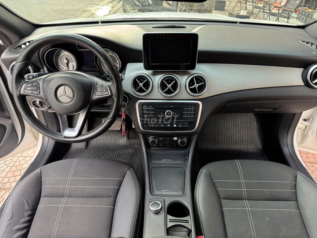 Mercedes-Benz CLA 200 2015 đk 2016. Mua bán Ô tô tại Quận Long Biên Hà Nội được đăng bởi AUTO TÂN HƯNG THỊNH hình 20