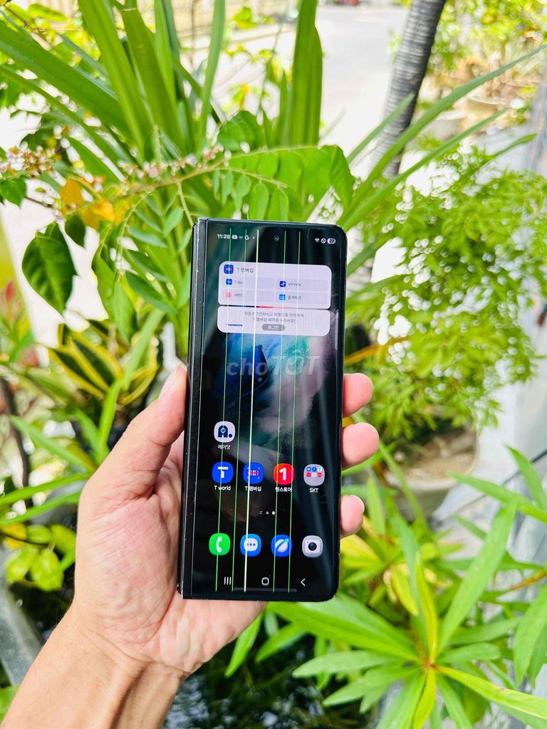 Samsung Z Fold 3 Đen Màn hình sọc. Mua bán Điện thoại tại Thành phố Nha Trang Khánh Hòa được đăng bởi Quý Pipoy hình 1