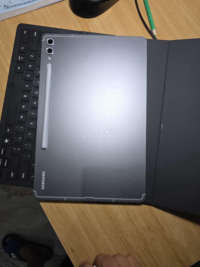 Samsung Galaxy Tab S10 Plus Xám kèm bàn phím. Mua bán Máy tính bảng tại Thành phố Móng Cái Quảng Ninh được đăng bởi Hoàng Sơn hình 1