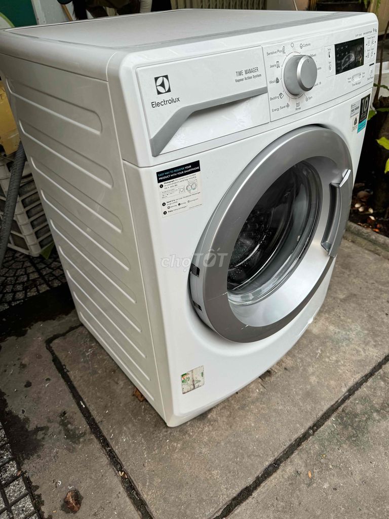 máy giặt cửa trước electruluc inveter 9.0kgmới ken