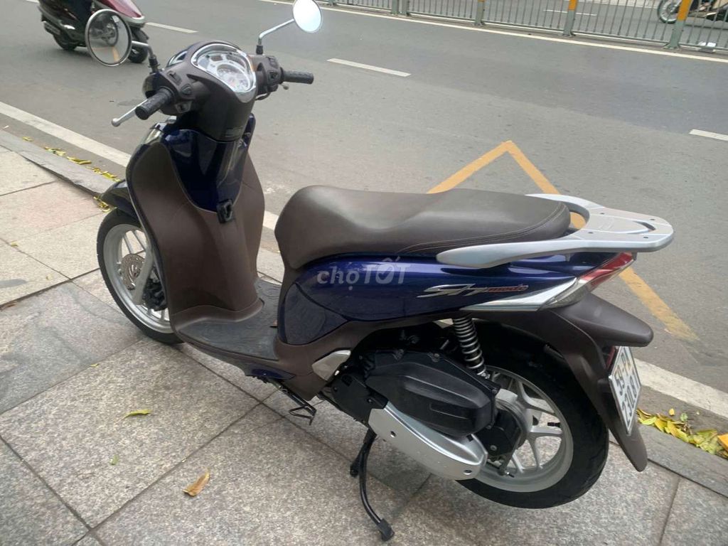 Honda SH mode 2015 mới 90% Bstp chính chủ. Mua bán Xe máy tại Quận Tân Phú Tp Hồ Chí Minh được đăng bởi Tuanduy hình 6