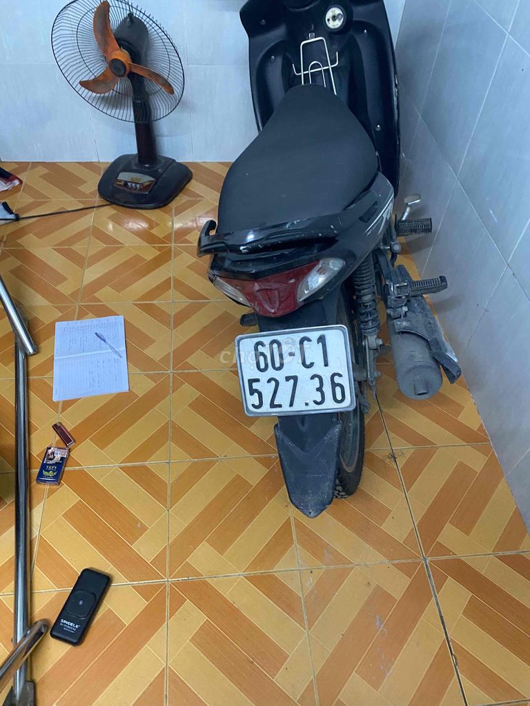 xe máy êm mạnh còn giấy mua bán. Mua bán Xe máy tại Thành phố Thuận An Bình Dương được đăng bởi Hoa hình 2