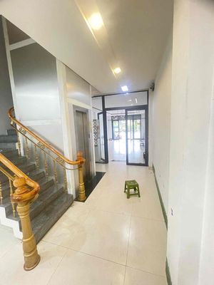 Rent · 6 bd · 120 м² · Thành phố Nha Trang