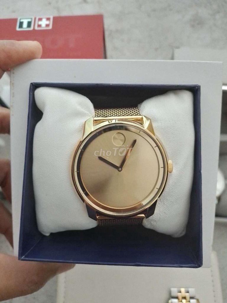 Đồng hồ Movado Nam Vàng Sang trọng. Mua bán Đồng hồ tại Huyện Tuy Phước Bình Định được đăng bởi Ngô Hồng Thu hình 1