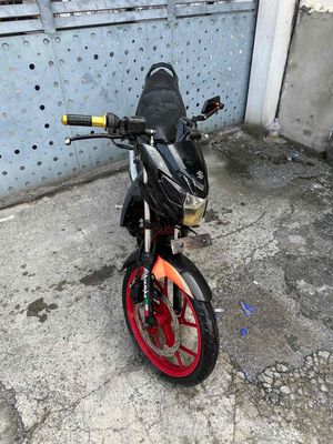 Suzuki Raider màu Đen cv photo. Mua bán Xe máy tại Huyện Hóc Môn Tp Hồ Chí Minh được đăng bởi Cầm Đồ Hoàng Tú