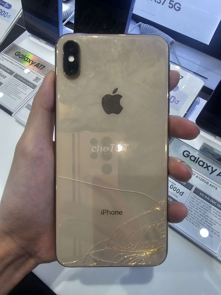 Apple iPhone Xs Max 64GB Vàng 74%. Mua bán Điện thoại tại Huyện Đông Anh Hà Nội được đăng bởi NGUYỄN THỊ THU hình 1