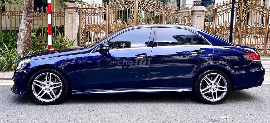 Mercedes Benz E Class 2015 E250 AMG - 77000 km. Mua bán Ô tô tại Quận Phú Nhuận Tp Hồ Chí Minh được đăng bởi Hoang Nguyen hình 3