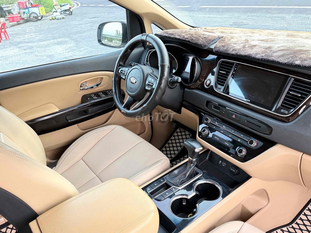 Kia Sedona 2020 2.2 DAT Luxury - 78000 km. Mua bán Ô tô tại Quận 12 Tp Hồ Chí Minh được đăng bởi Hoàng Huy hình 10