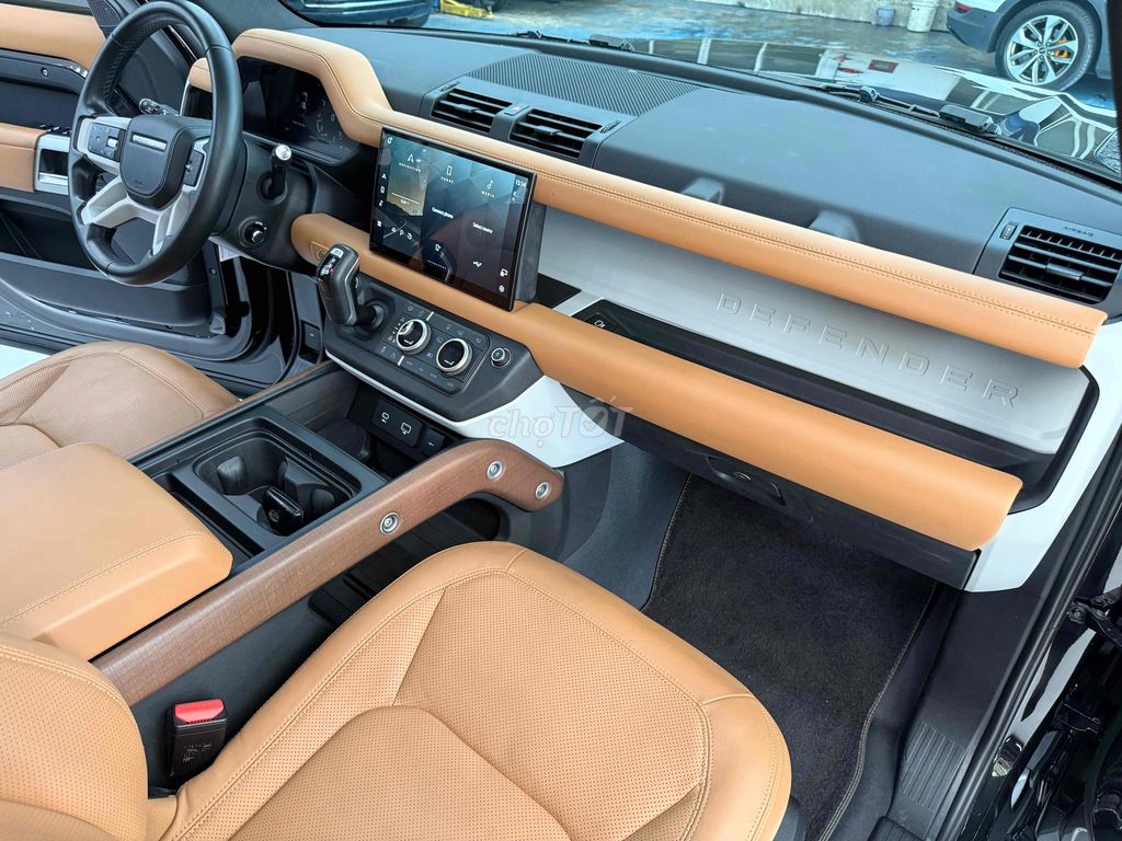 Defender 110HSE 2022 P300 23.000 km. Mua bán Ô tô tại Quận Tân Bình Tp Hồ Chí Minh được đăng bởi Nguyễn Văn Lâm hình 14