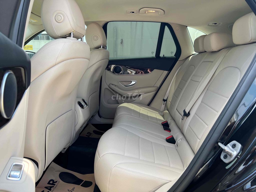 Mercedes GLC200 V1 2022 Lướt 28.000 km. Mua bán Ô tô tại Quận Bình Tân Tp Hồ Chí Minh được đăng bởi Hoàng Thọ hình 15