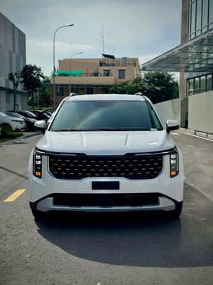 Kia Carnival Luxury 2026 8S Trắng