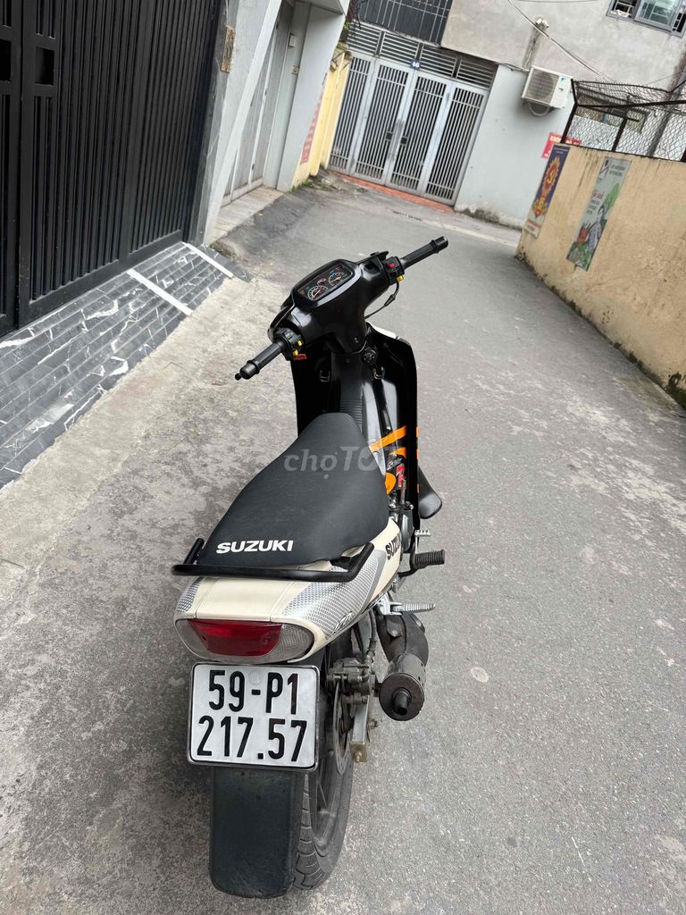 Đi không quen cần bán Satria 2000. Mua bán Xe máy tại Quận Thanh Xuân Hà Nội được đăng bởi Hoàng Khởi hình 3
