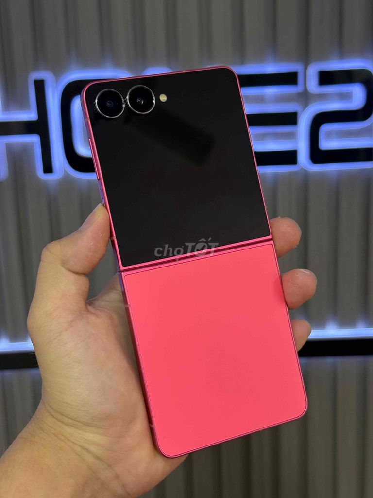 Samsung Zflip 7 256G RED SSVN. Mua bán Điện thoại tại Quận 3 Tp Hồ Chí Minh được đăng bởi Phone2Hand hình 1